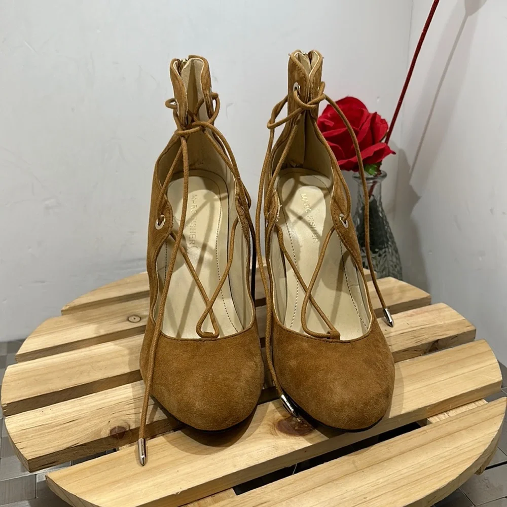 Marc Fisher heels #093